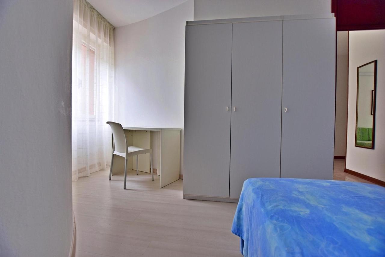 Condominio Luna 1 Линяно Сабиадоро Екстериор снимка